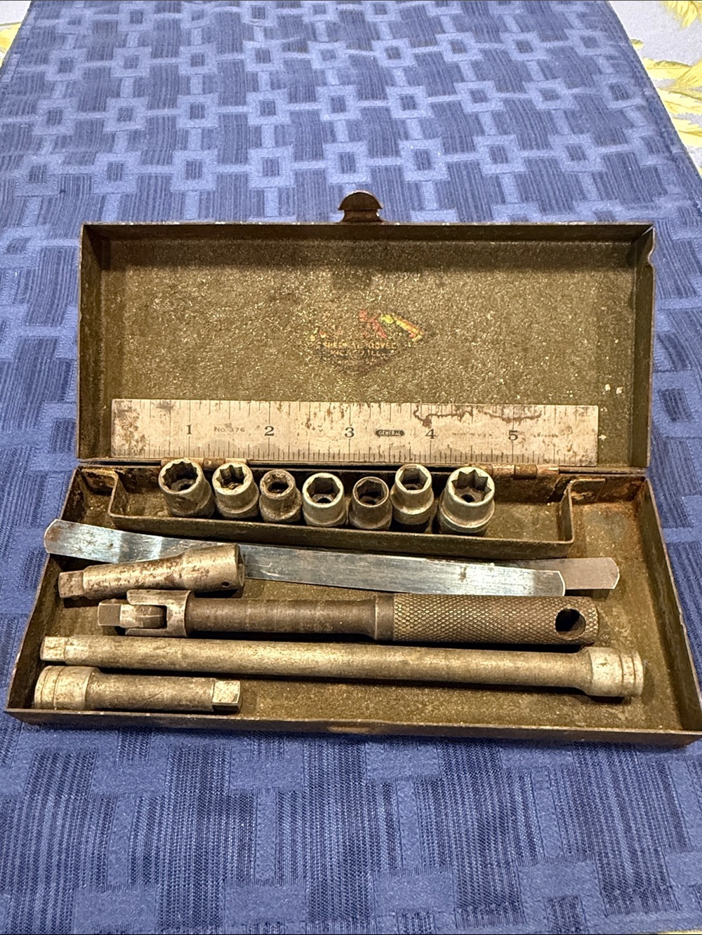 S&K Vintage Metal Socket Set in Olive and Silver Storage Case